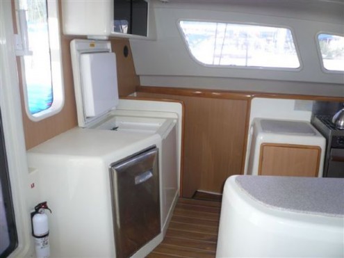 Used Sail Catamaran for Sale 2005 Leopard 47 Layout & Accommodations